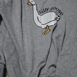 Gray Sweatshirt with Goose Print